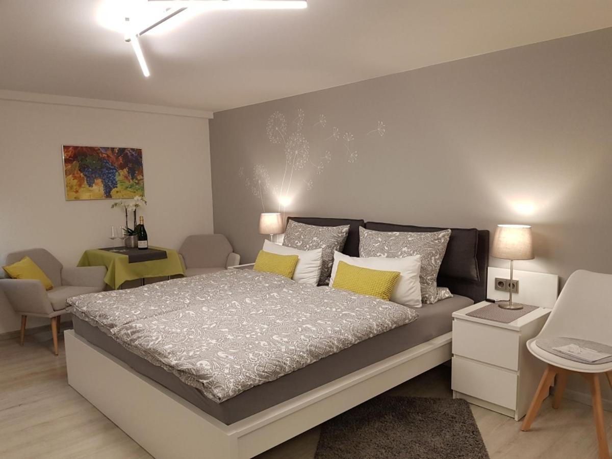 Gästezimmer-Apartment Heidi Hönl Buergstadt Exterior foto